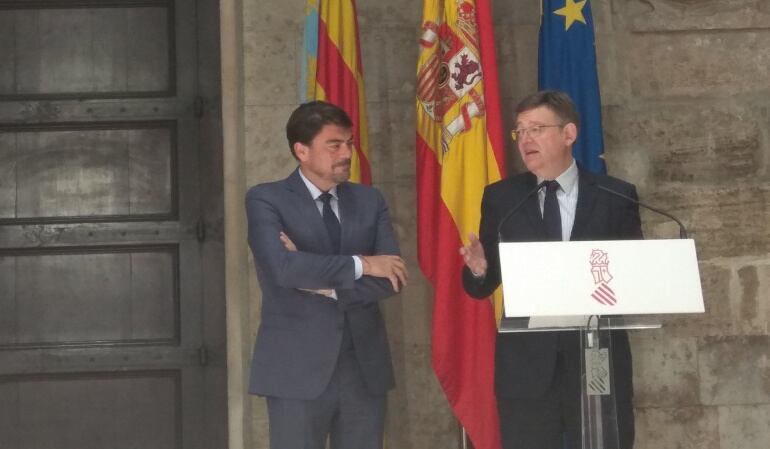 Luis Barcala y Ximo Puig tras la reunión mantenida esta mañana en el Palau de la Generalitat