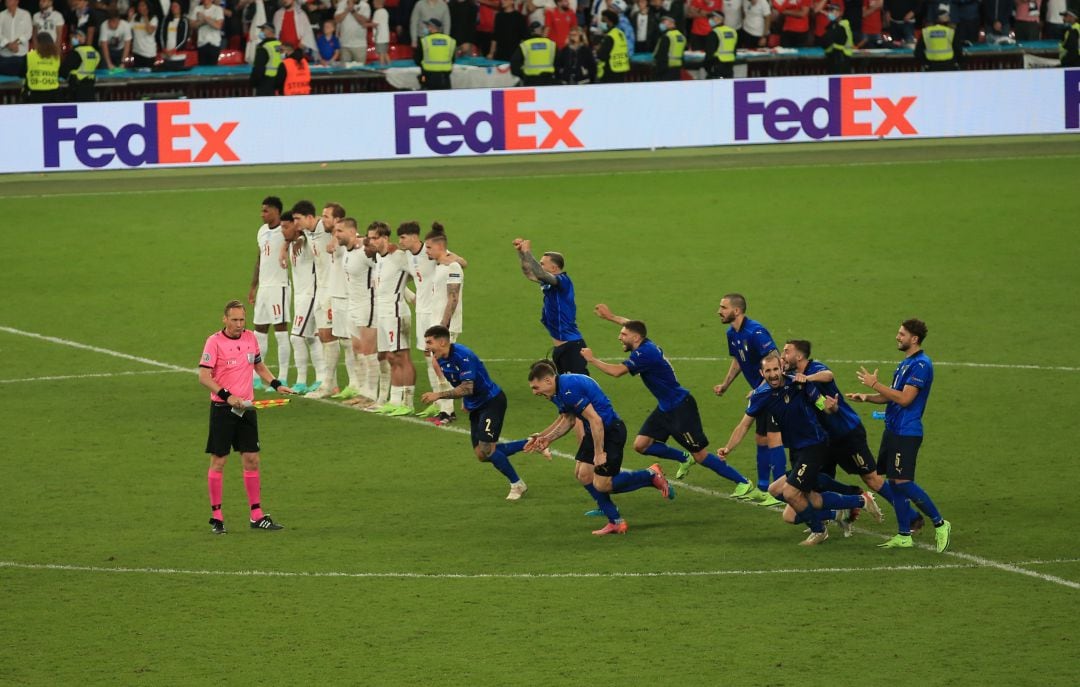 Italia se impone a Inglaterra en los penaltis.