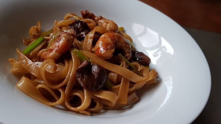 El Rebost (18/05/2019) Tallarines amb bolets, alls tendres i gambes