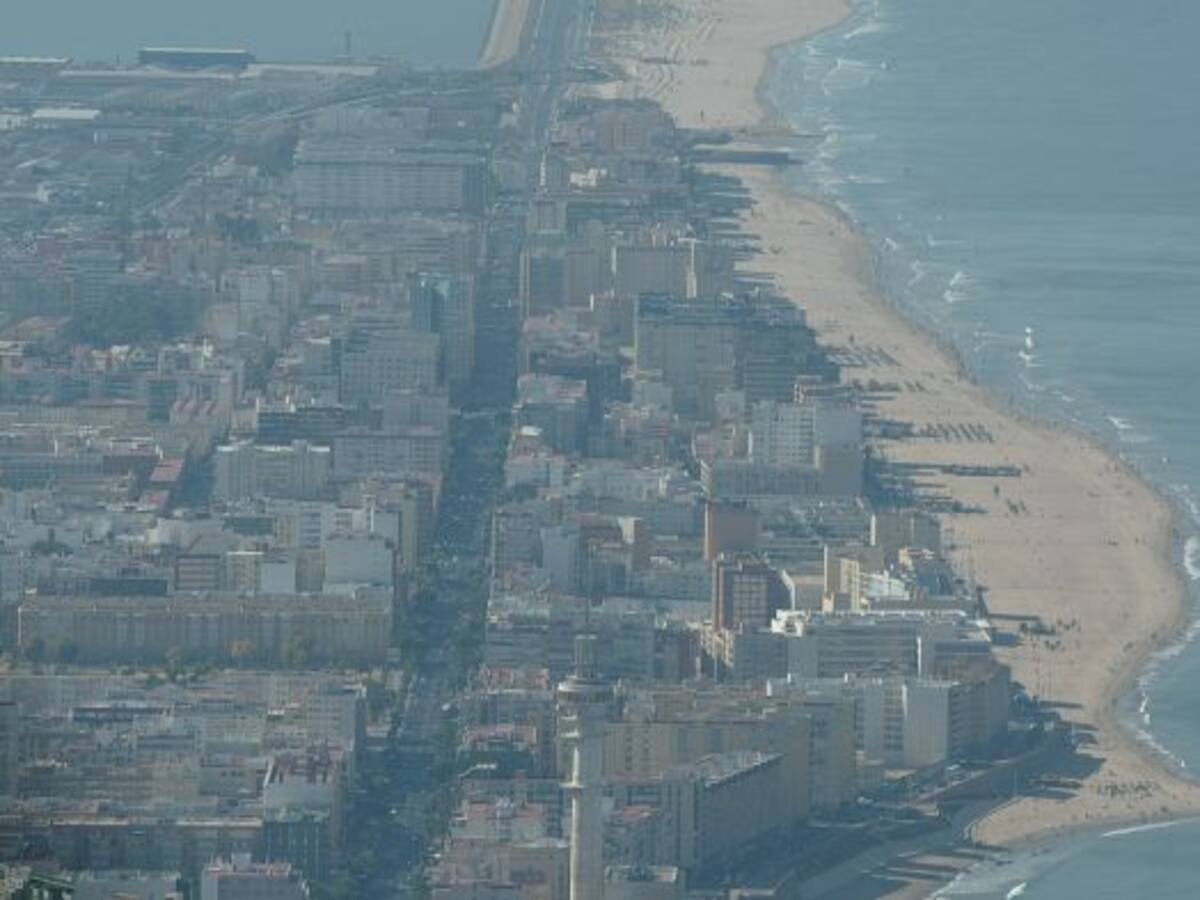 Firmado el acuerdo para que dos edificios de Telefónica tengan uso hotelero