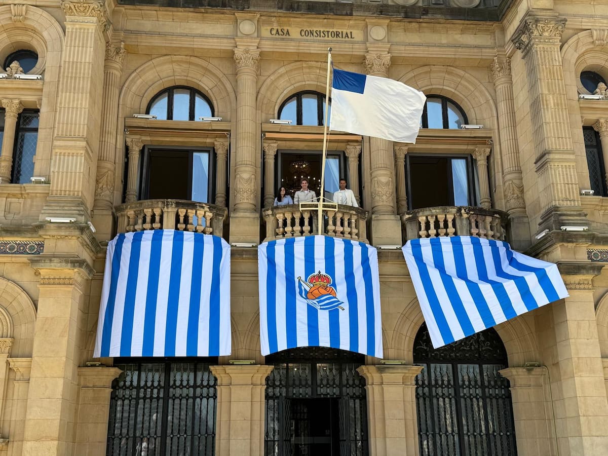 Jon Insausti hace un llamamiento a decorar los hogares donostiarras para que todos podamos compartir este sentimiento