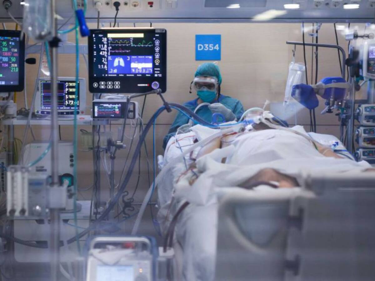 Galicia registra 1.871 casos activos por Covid-19 con dos nuevos fallecidos