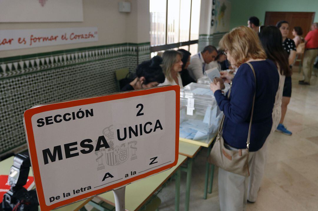 Ambiente electoral durante las votaciones del 26M en Málaga POLITICA 