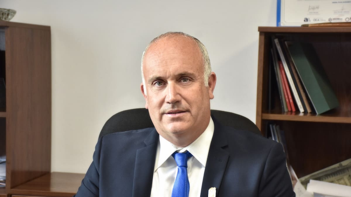 El alcalde de Vallés y cómo afecta a los municipios el retraso en los planes de empleo de la Generalitat