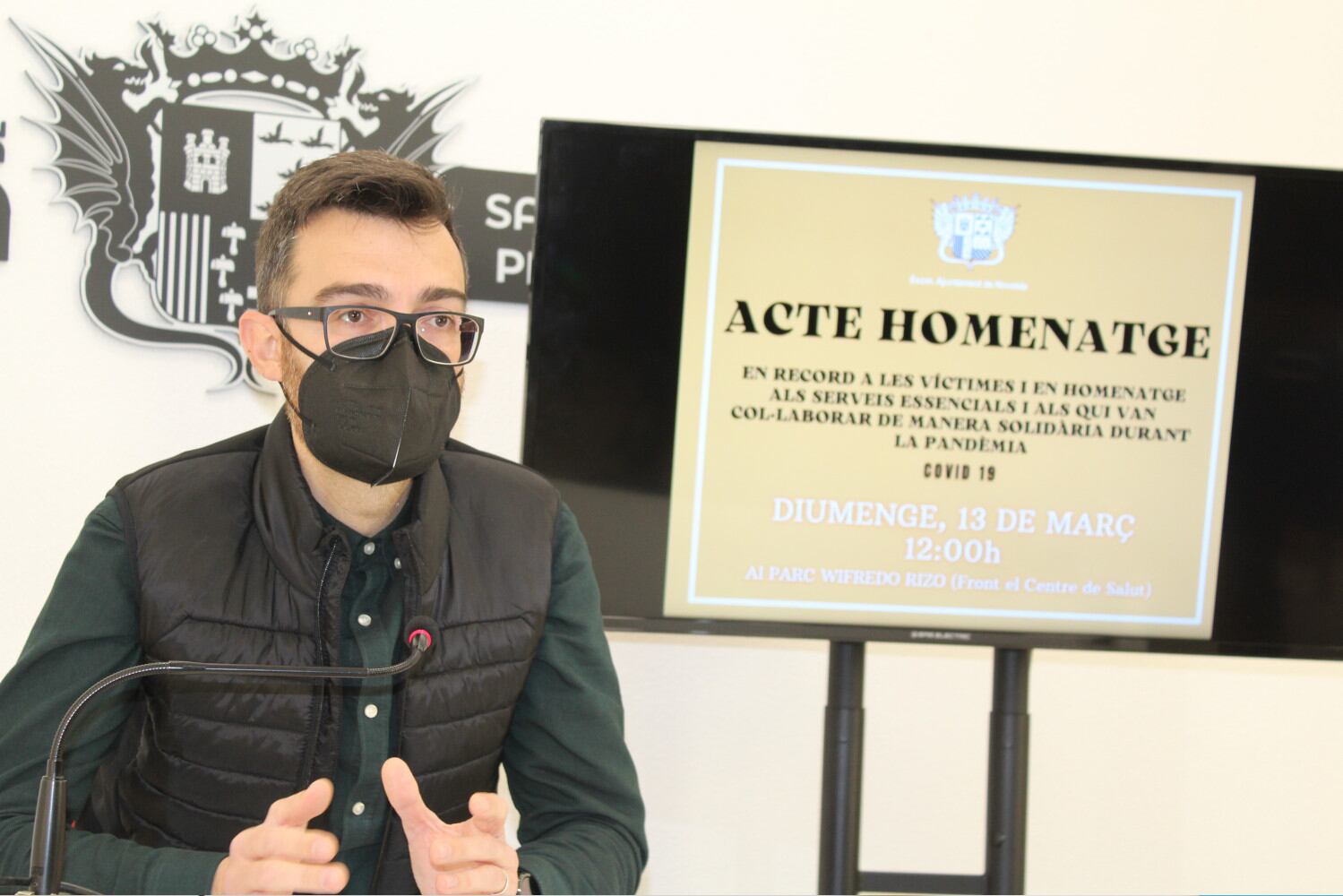 Fran Martínez, alcalde de Novelda presentando el evento