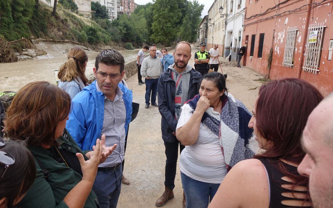 Part de l&#039;equip de govern municipal visitant la Cantereria després dels desperfectes de la DANA