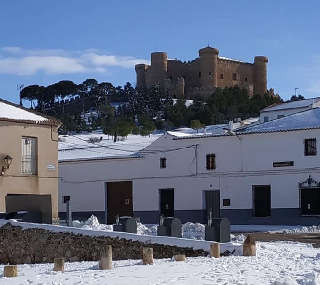 El castillo, nevado
