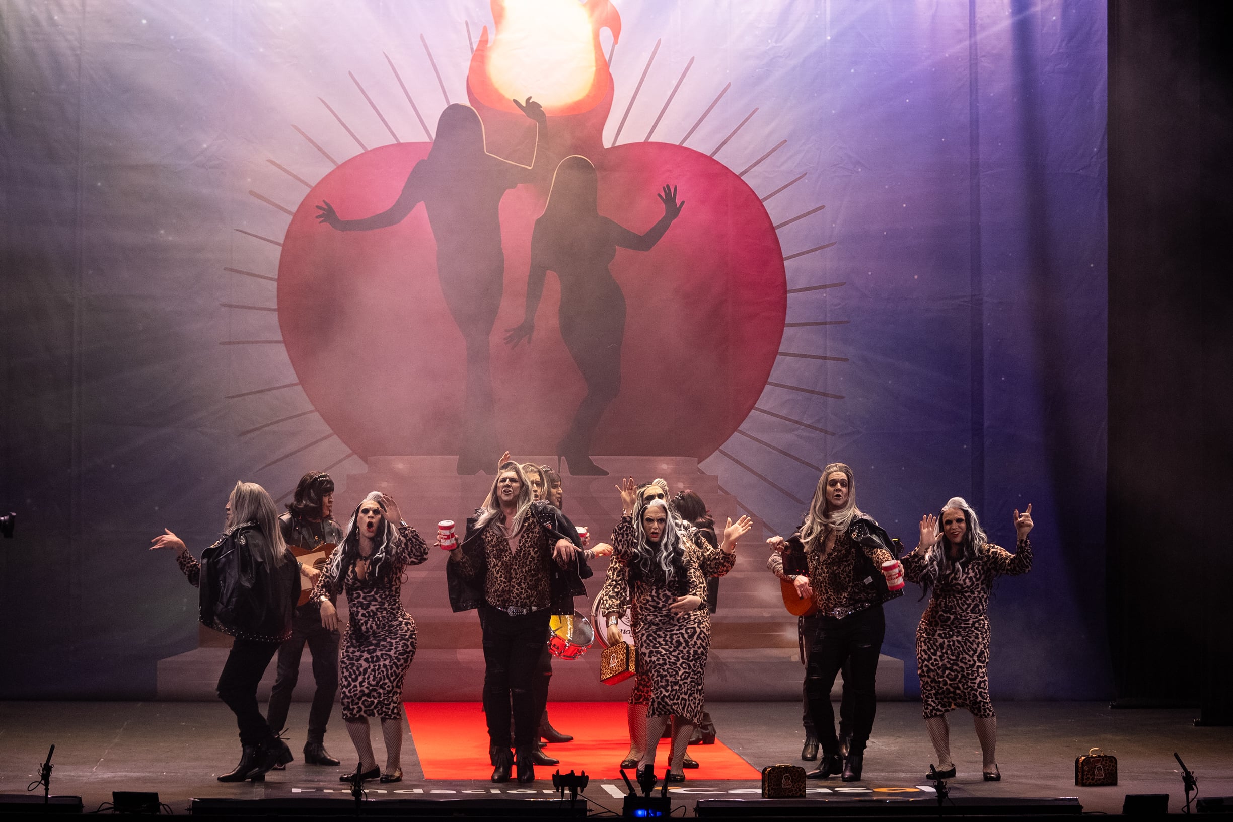 Chirigota: ¡A quién le importa!