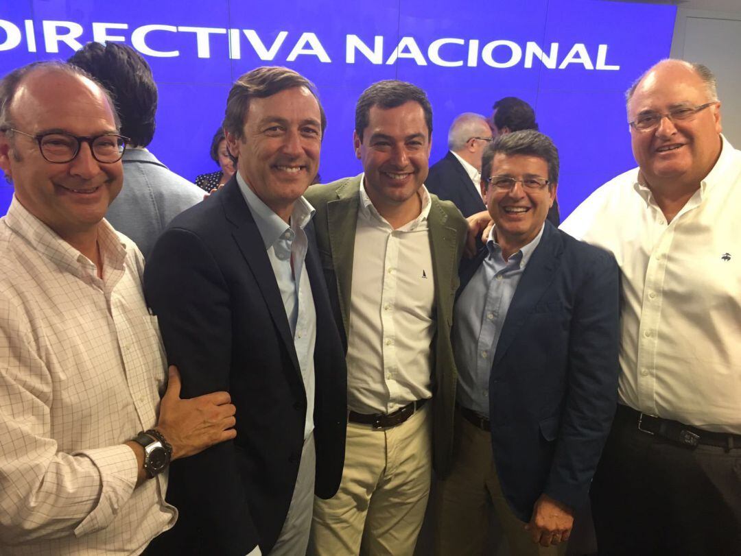 Rafael Hernando deja el número uno por Almería después de 25 años con la aspiración de aterrizar en la Eurocámara. 