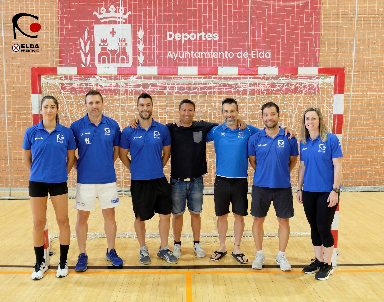 De izquierda a derecha: isa Ortuño, José Luis Rico, Juanmi Amat, Loren Rubio, Antonio Peregrino, Ayen Díaz y Vanesa Amorós