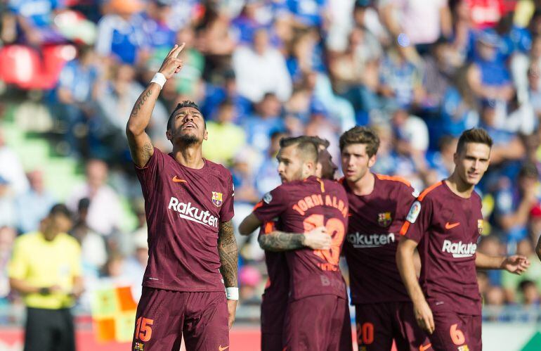 Paulinho celebra el segundo gol del Barcelona. 