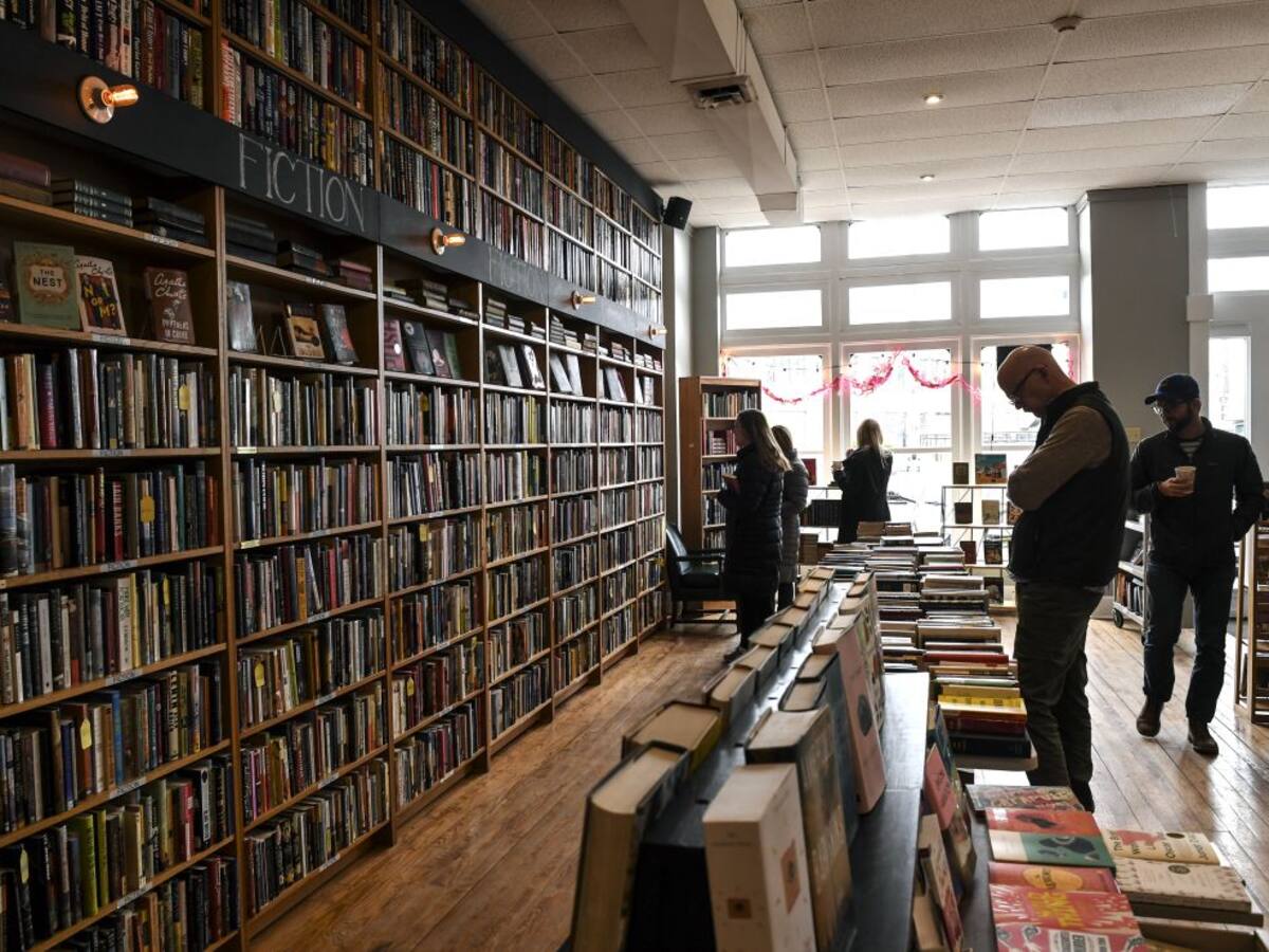 Detenido en Valencia por no devolver 222 libros de una biblioteca