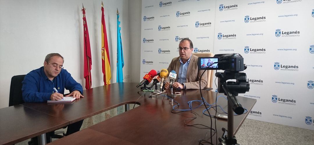 Santiego Llorente en rueda de prensa