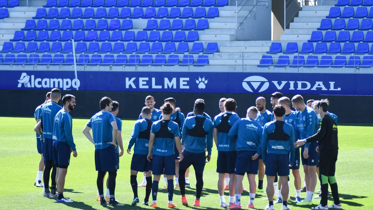 La SD Huesca ya trabaja en hacer "la mejor plantilla posible"