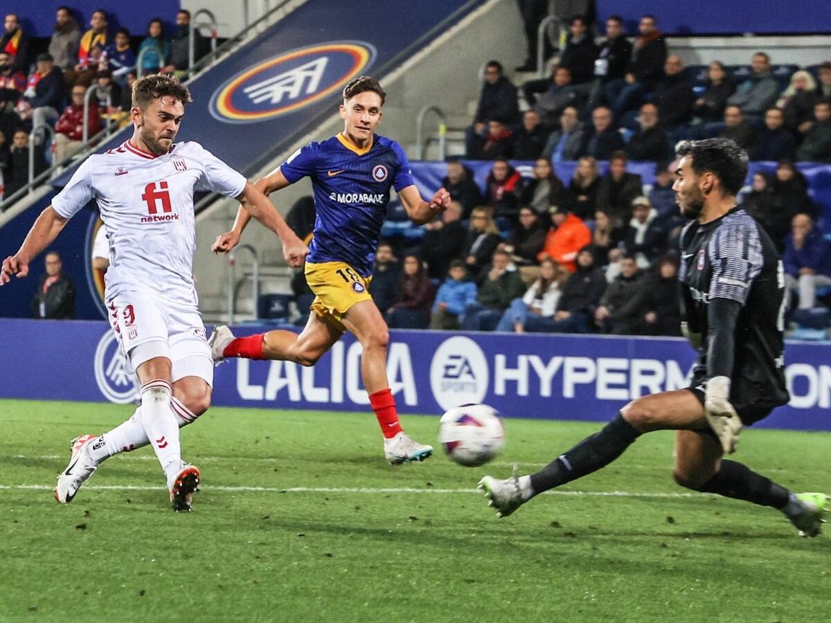 El Eldense hace oficial el fichaje del guardameta Dani Martín