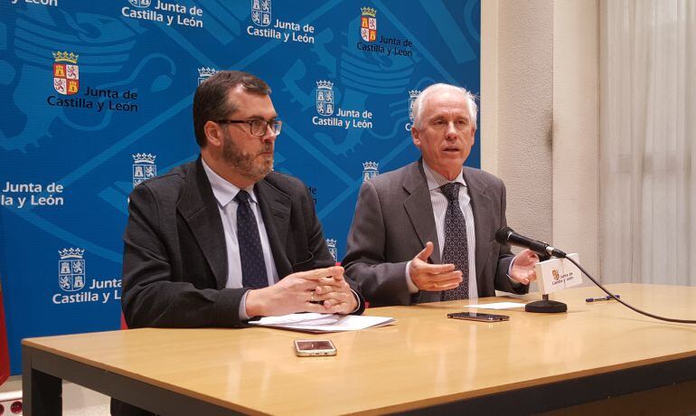 El gerente de Salud y el Delegado de la Junta informan del robo de endoscopios en el Hospital de Palencia