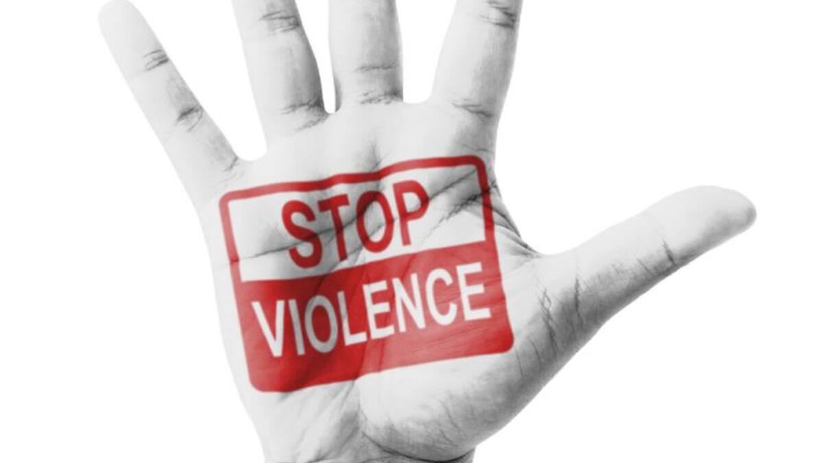 Luto y silencio por Alexandra