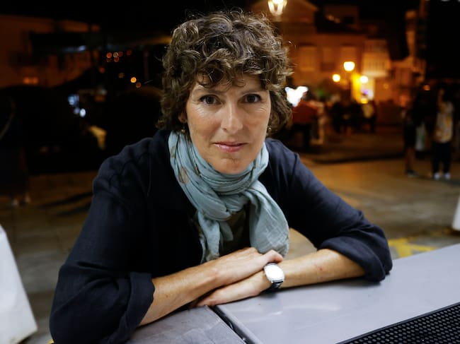 PONTEDEUME, 12/09/2023.- La actriz Mónica López, protagonista de 'Rapa', durante el rodaje de la última temporada de la serie televisiva que ha relanzado el atractivo turístico de la comarca de Ferrol. EFE/ Kiko Delgado.