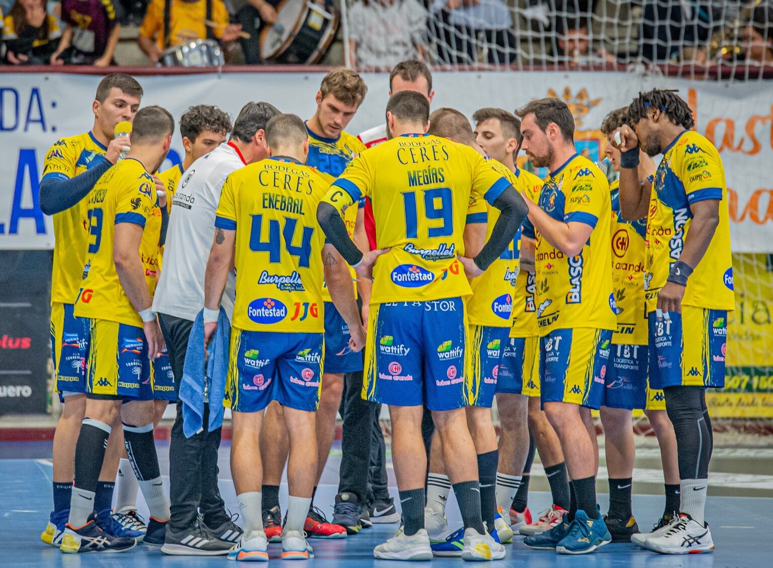 La plantilla del Tubos Aranda durante un partido de la presente temporada en el Príncipe