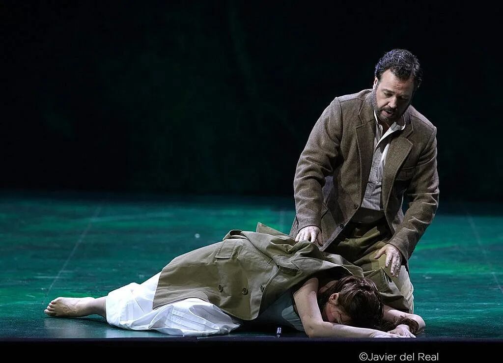 El tenor aragonés Eduardo Aladrén, actuará en el ciclo "Música en la roca" junto a la pianista Anastasiya Titovych