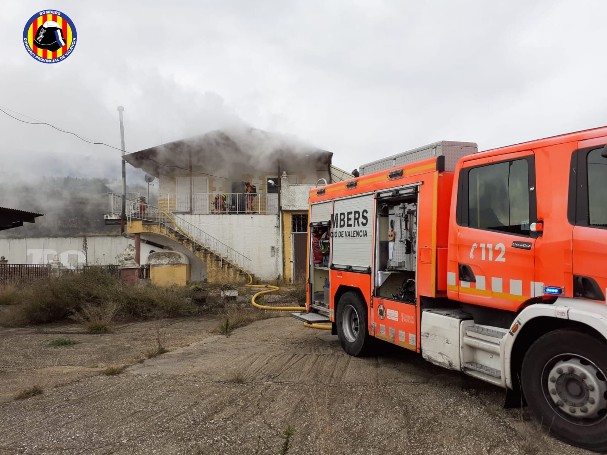 Incendio en una nave abandonada de Llocnou de Sant Jeroni