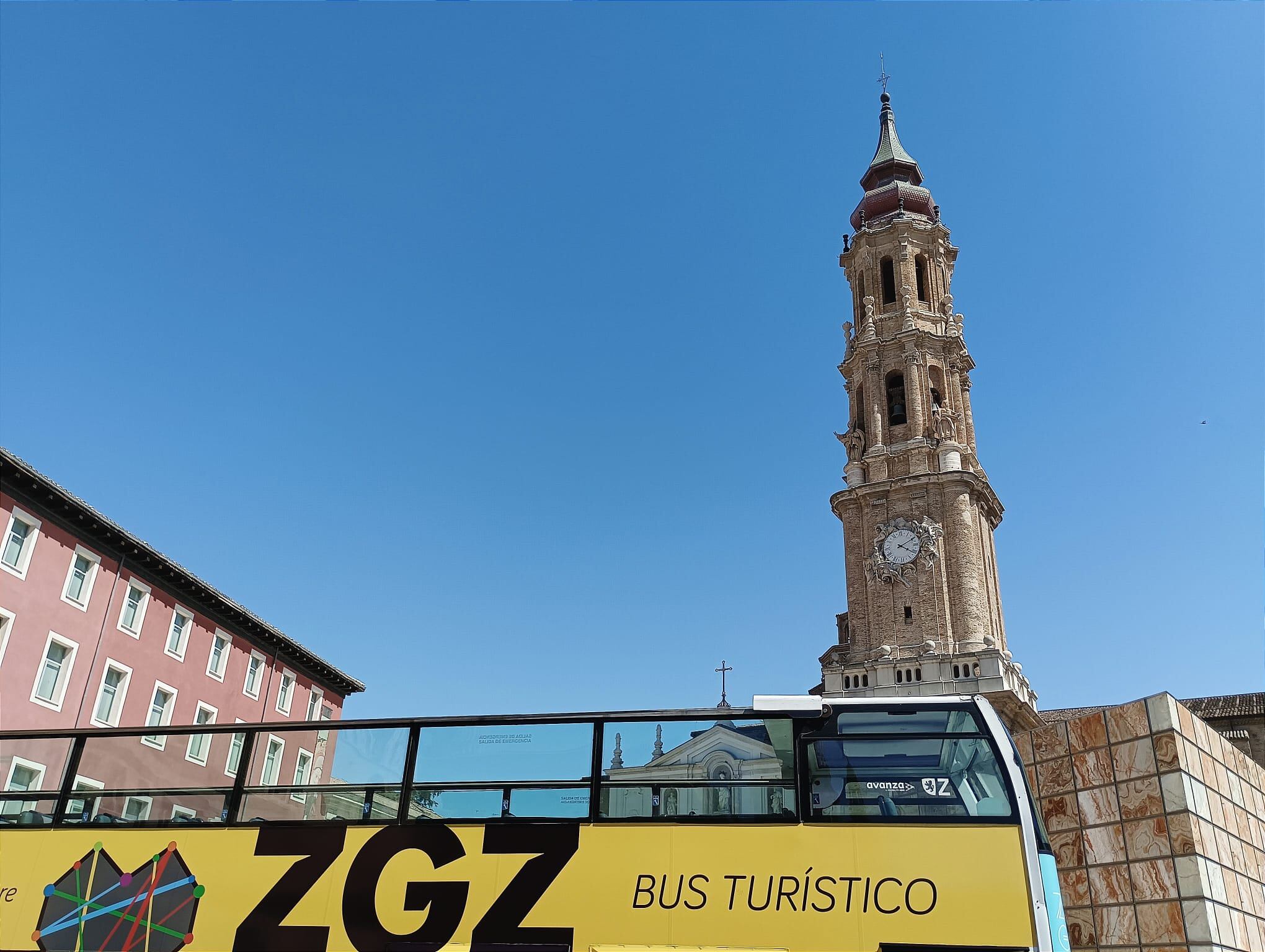 El bus turístico de Zaragoza parte de la calle Don Jaime