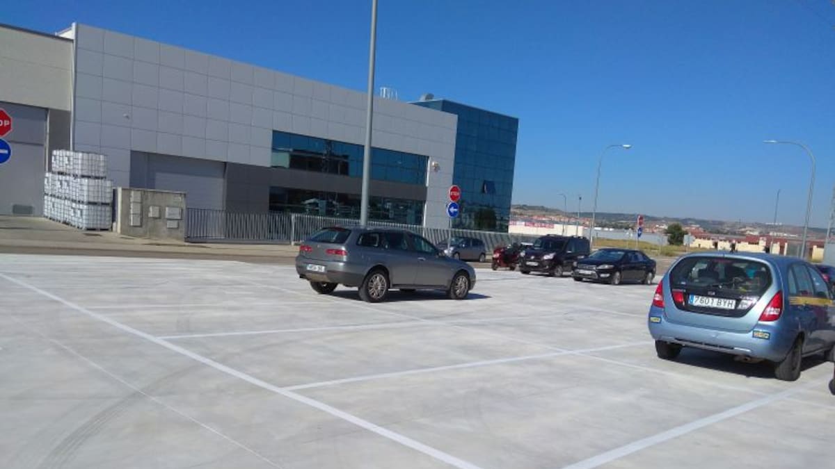 El alcalde exige al SEPES que actúe en las dos zonas del polígono de Palencia que son de su competencia