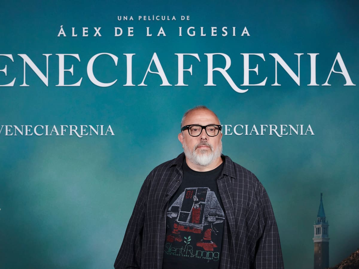Álex de la Iglesia: "Todos los males de la humanidad pasan por el momento en que decides no pensar en todos, sino en ti"