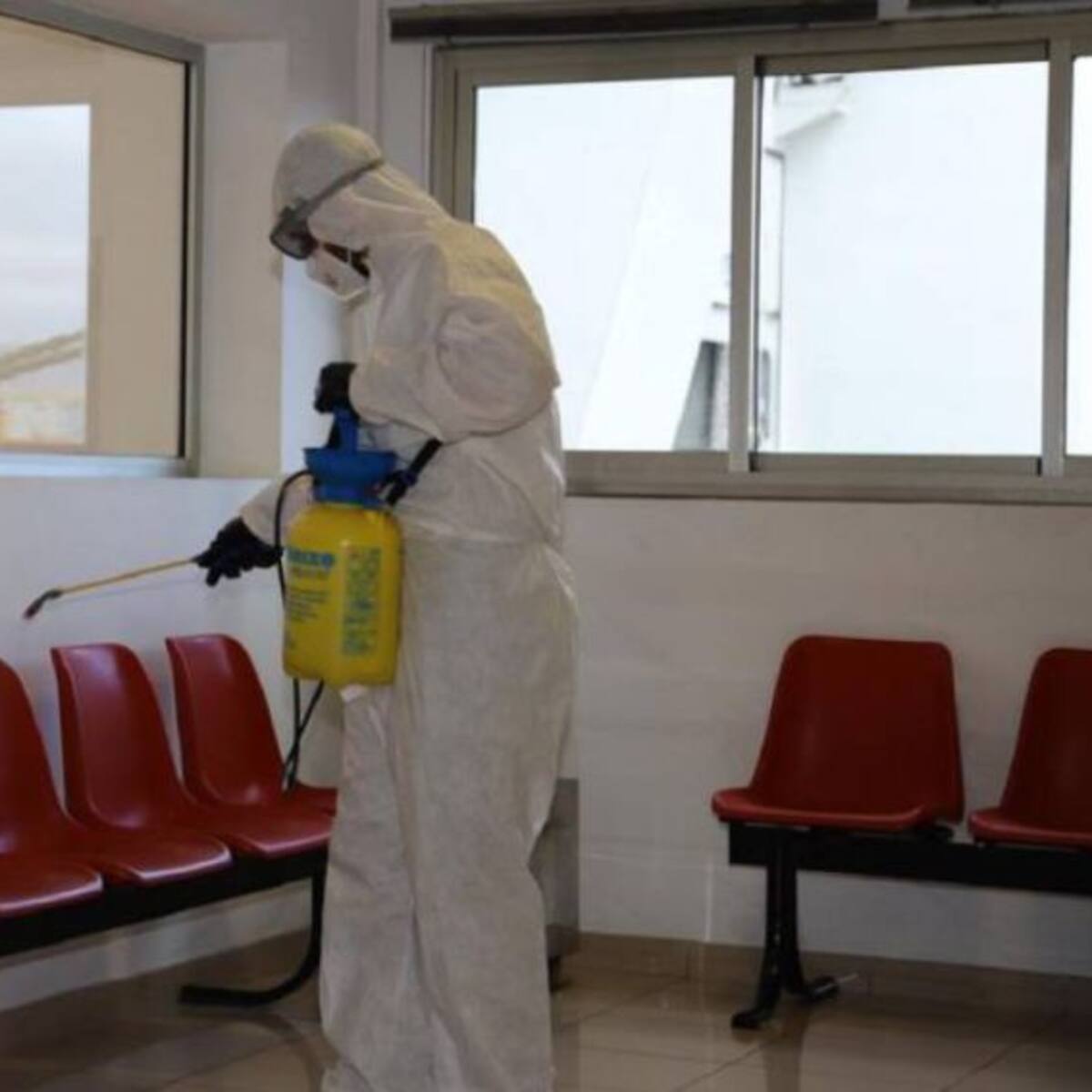 Desinfectan el Centro de Formación de La Fica tras detectar un caso de COVID-19