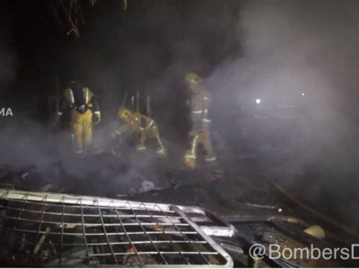 Incendio en un poblado chabolista del Secar de la Real
