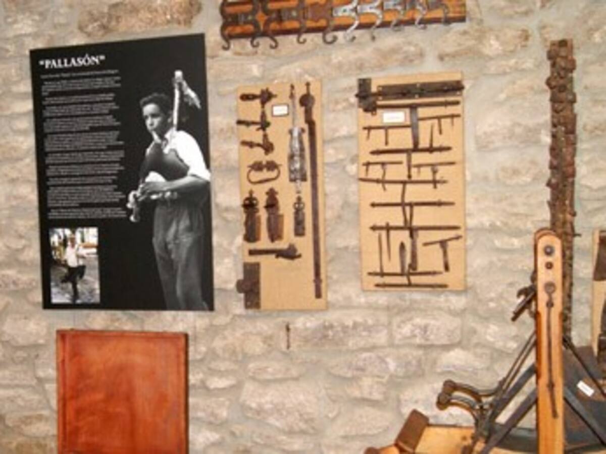 PSOE de Graus y CHA-Ribagorza critican a la DPH por no comprar la casa natal de Joaquín Costa en Graus