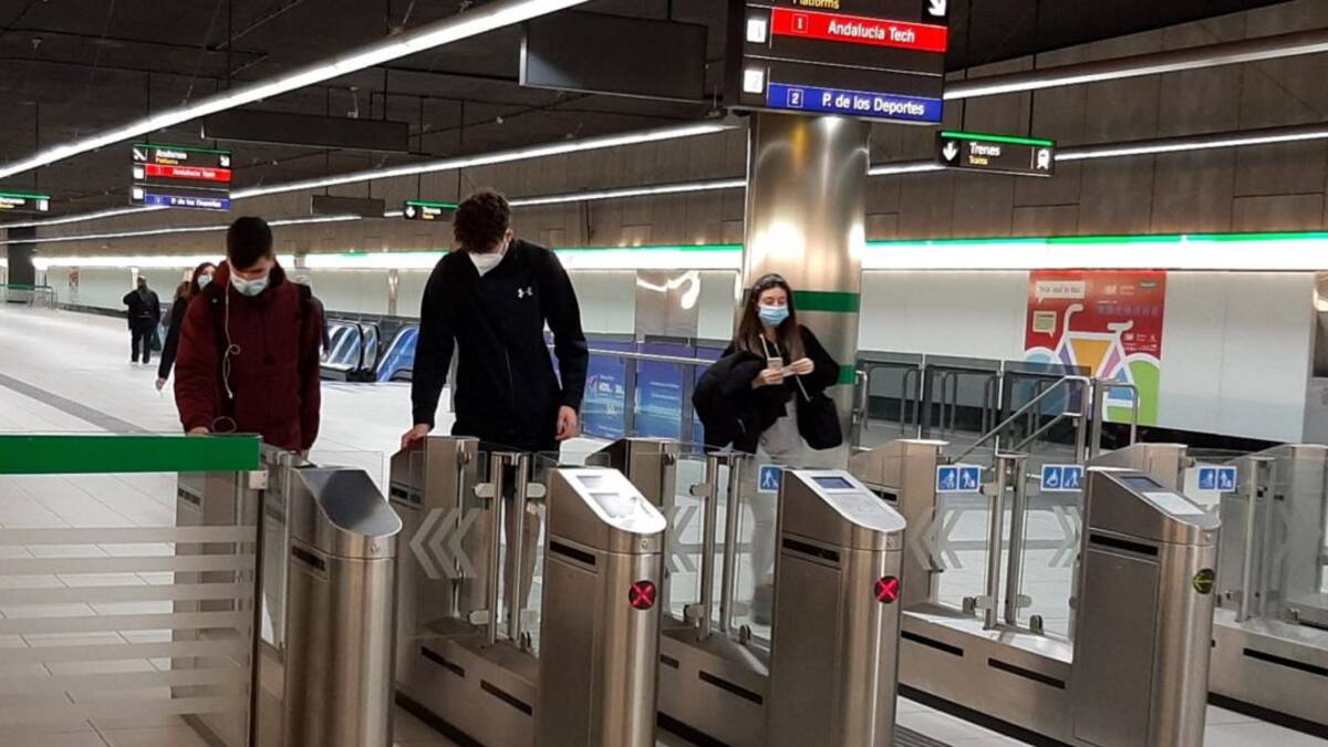 Los viajeros del metro caen un 46 por ciento en el primer trimestre del año pese a la mejoría de marzo
