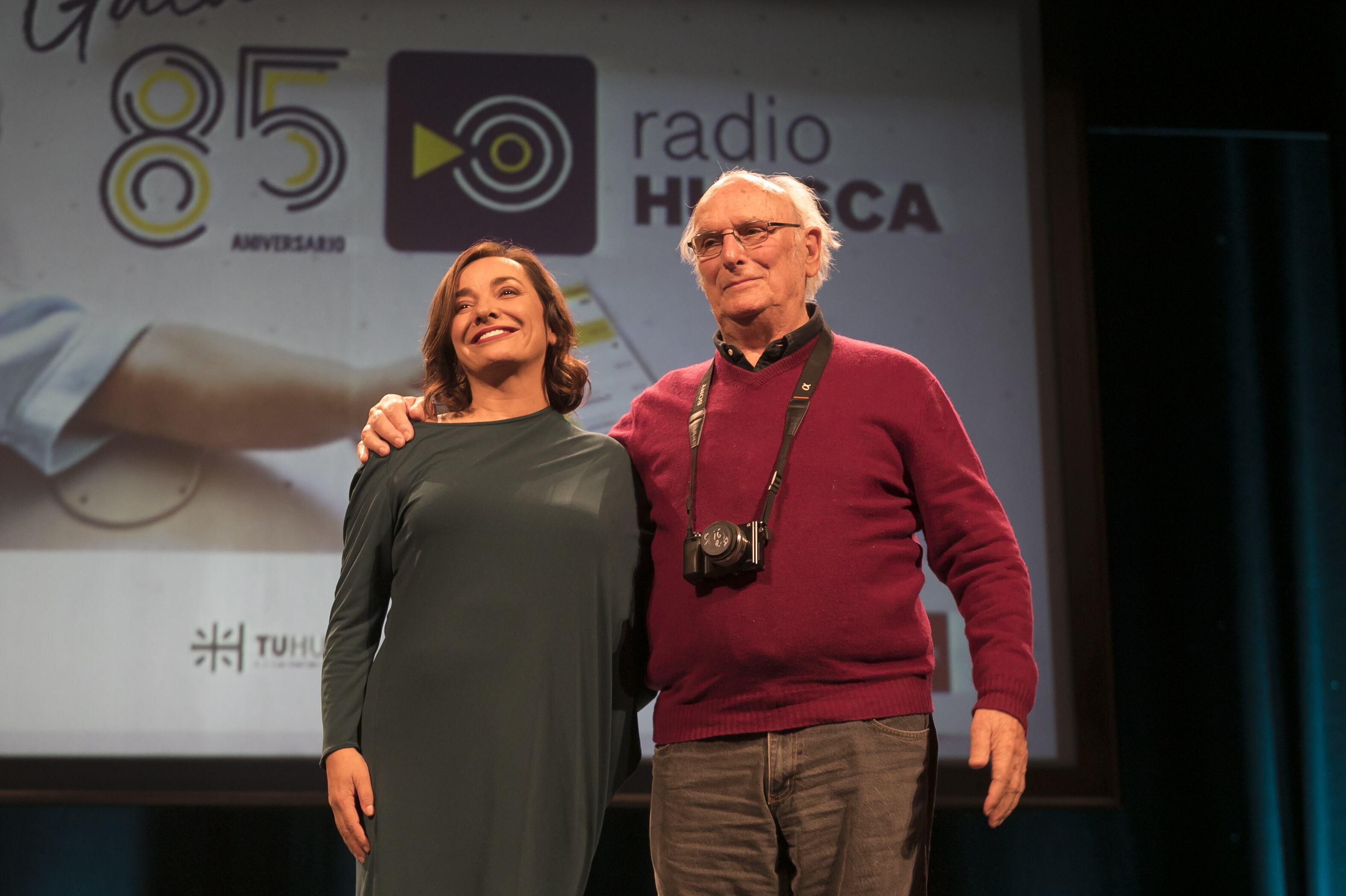 Pepa Bueno y Carlos Saura, en el 85 aniversario de Radio Huesca.