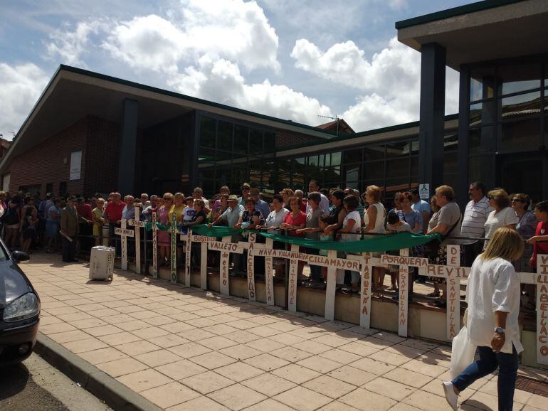 Concentración el sábado a las puertas del centro de salud