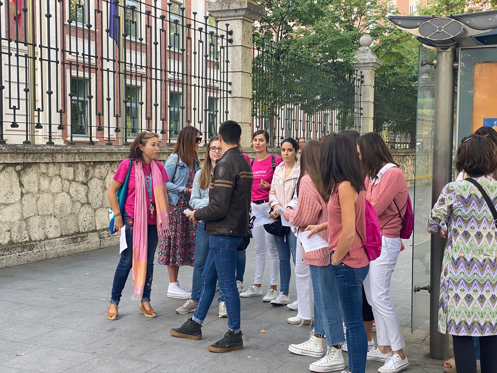 Protestas de las matronas frente a la Consejería de Sanidad