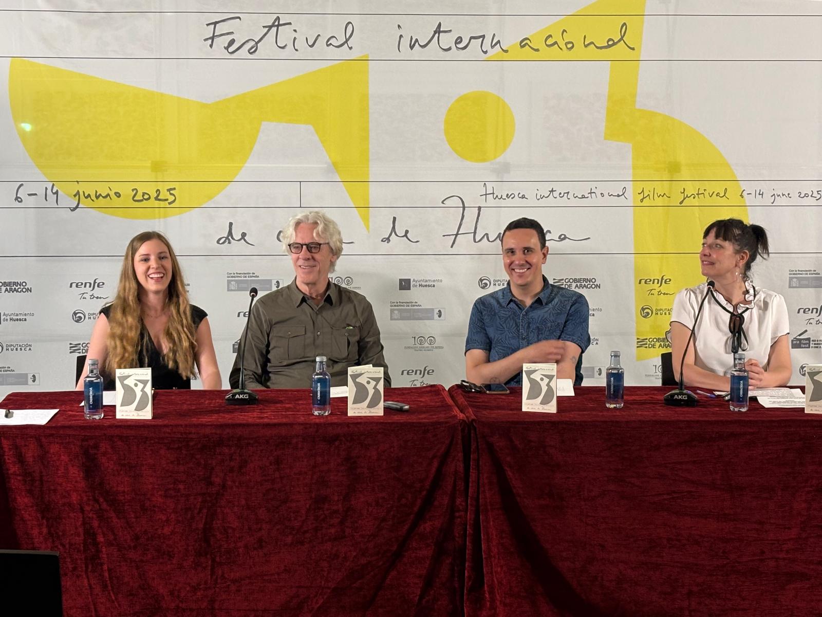 Stewart Copeland, junto a Pablo Aragüés y Estela Rasal