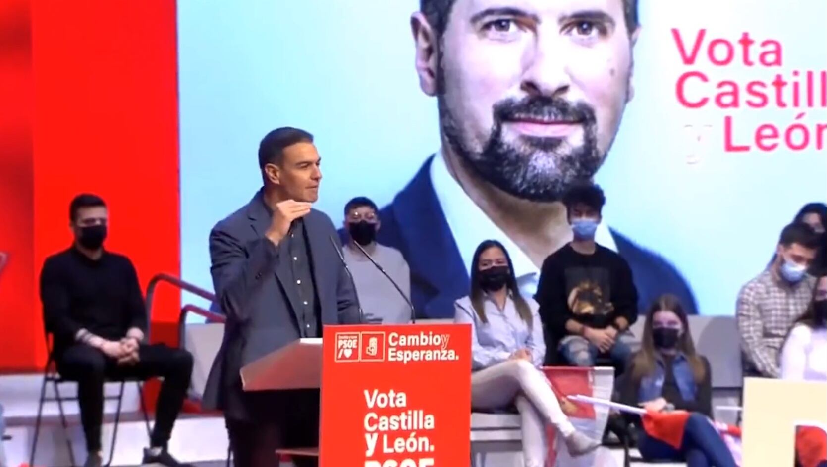 El presidente del Gobierno y Secretario General del PSOE, Pedro Sánchez, en un mitin de apoyo a Tudanca, candidato socialista a la presidencia de Castilla y León.