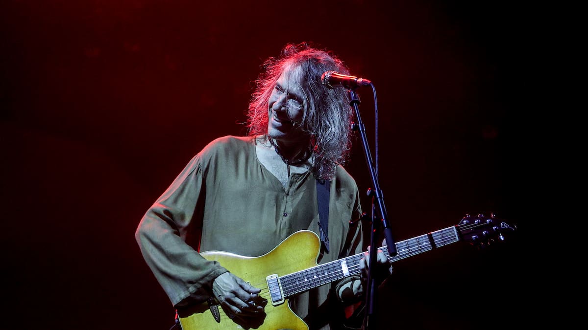 El homenaje más emotivo a Robe Iniesta, la banda sonora del 'Carrusel Canalla': "Es el artista más influyente de España"