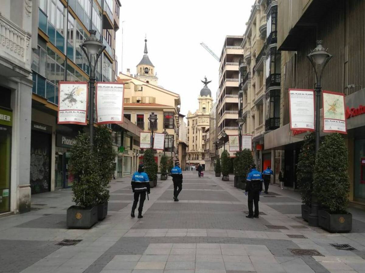 Dos detenidos y 123 denunciados por incumplir el estado de alarma