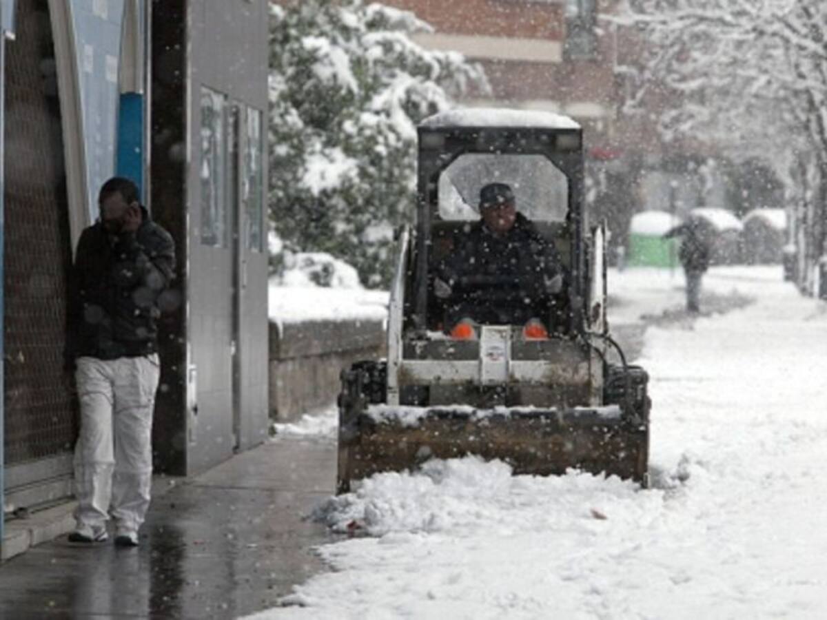 Vitoria se moviliza ante el aviso de temporal