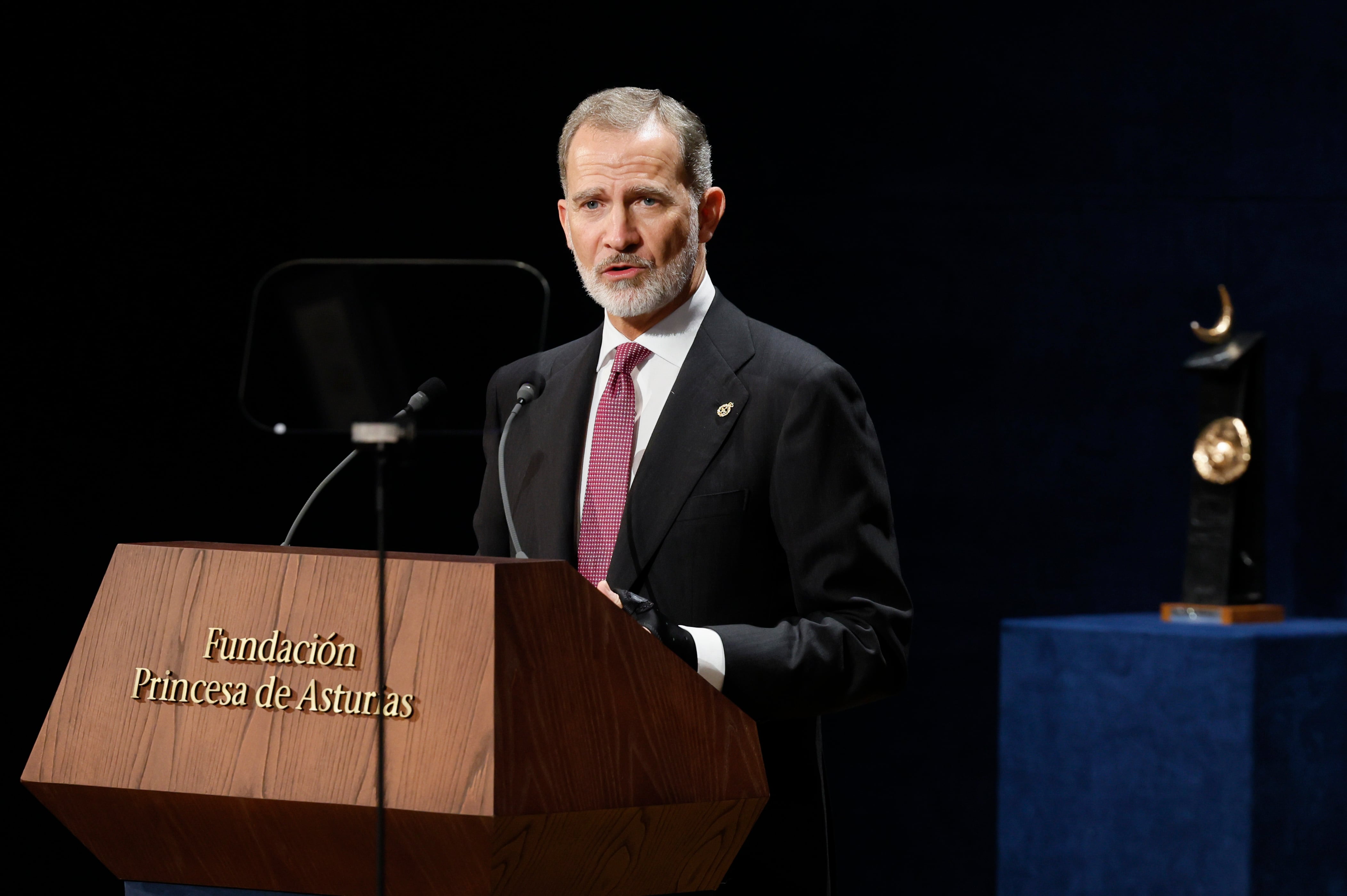 El rey Felipe VI interviene durante la 43º edición de los Premios Princesa de Asturias.