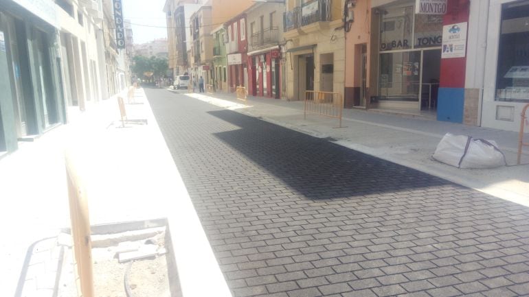 Imagen de la calle Colón, en Dénia, el viernes 29 de junio.