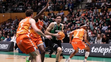 Guillem Vives, jugador de la Penya: "Hem d'anar a la Copa amb la mentalitat de competir cada minut"