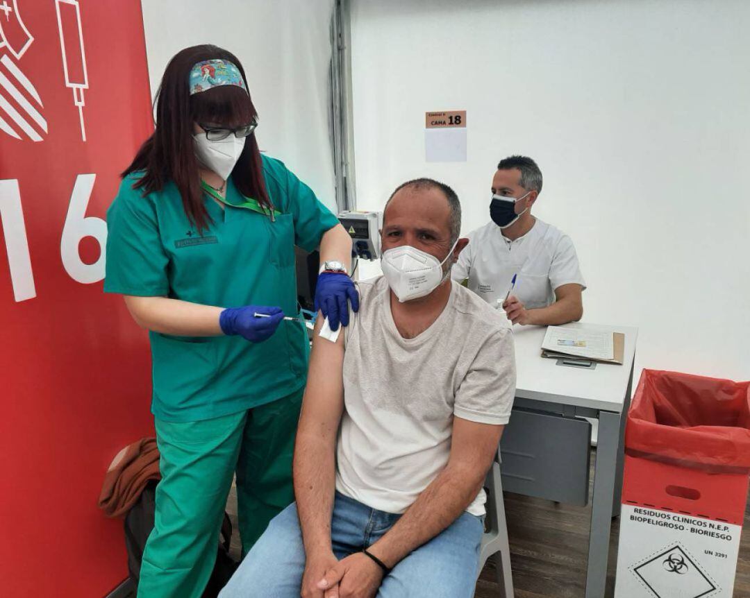 Imagen de archivo de la campaña de vacunación en el Hospital de Campaña de Alicante