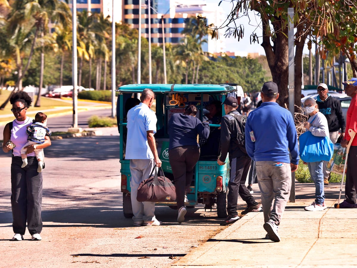 El transporte en Cuba, el sector más afectado por la falta de carburante