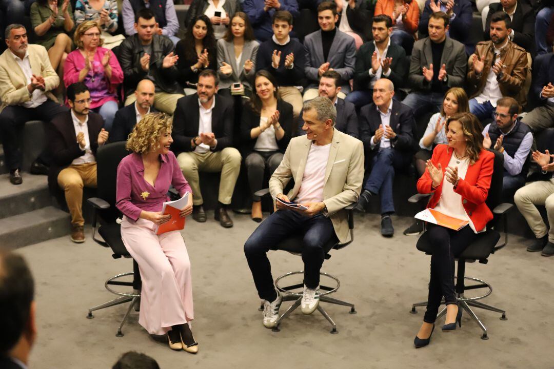 Marta Martín, Toni Cantó y María Quiles esta sábado en Alicante