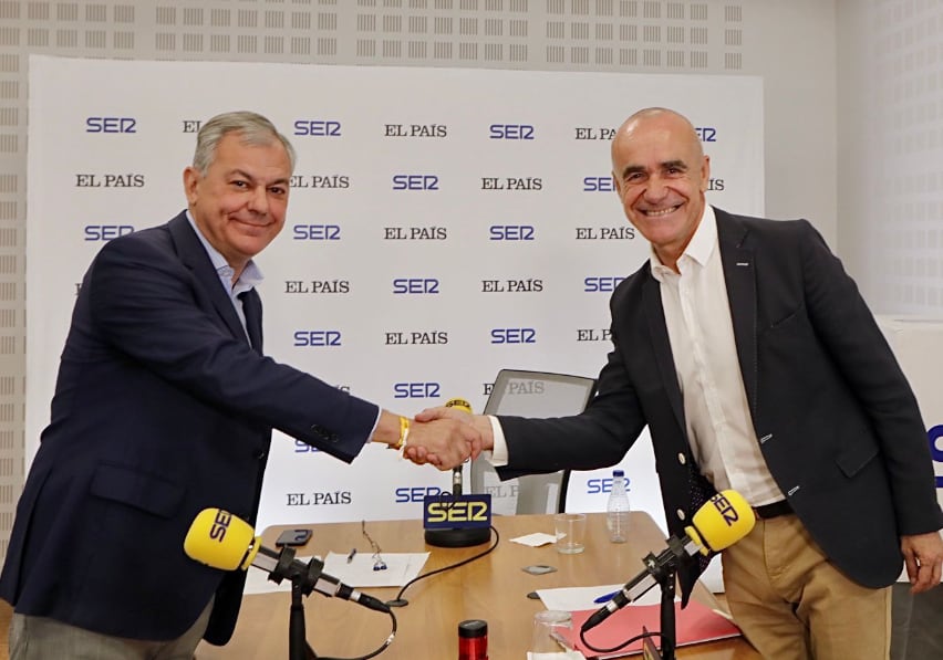 José Luis Sanz y Antonio Muñoz en los estudios de Radio Sevilla