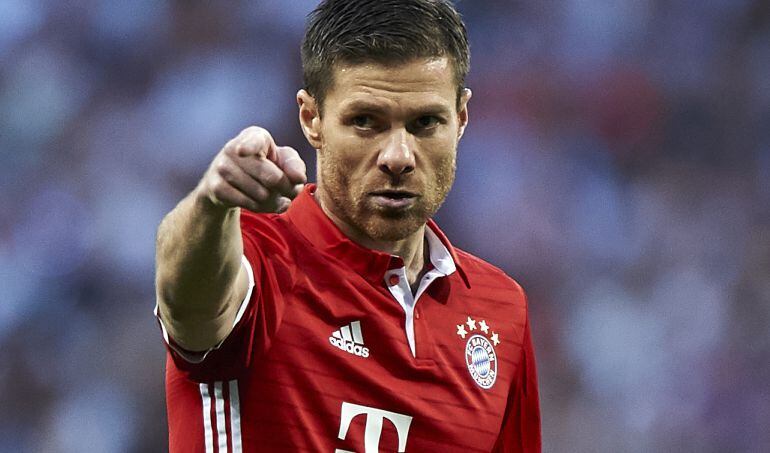 Xabi Alonso, en un partido en el Bernabéu durante su etapa en el Bayern