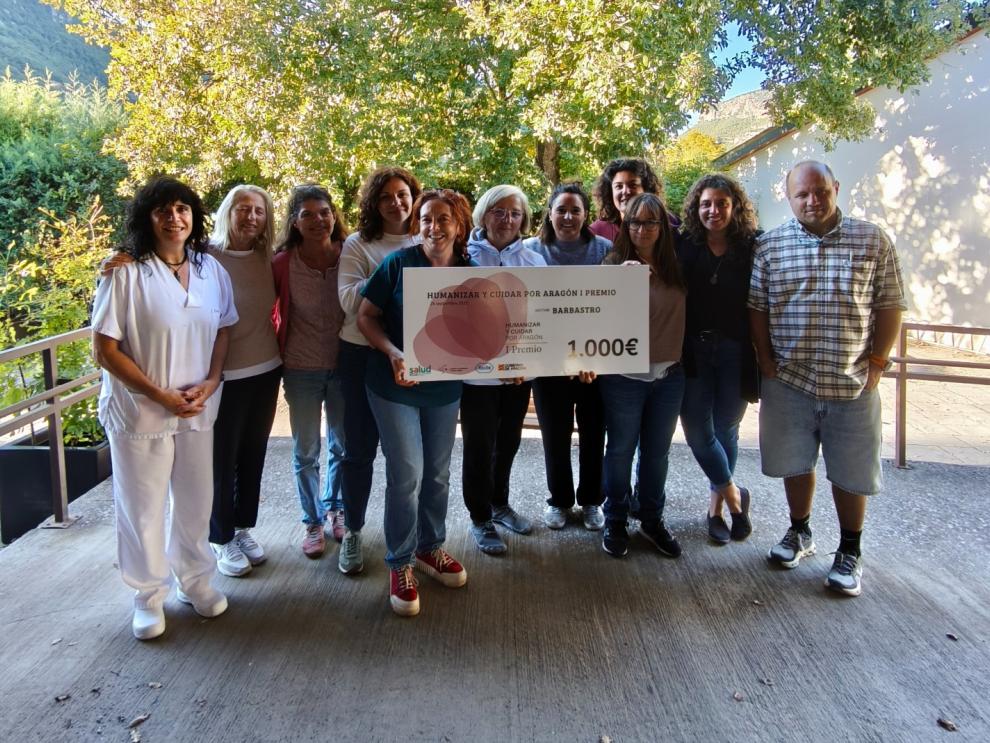 El centro de salud de Castejón de Sos recibe el Premio HumanizAR y CuidAR en Aragón por su programa intergeneracional 'Compartiendo nuestro tiempo'. Foto: DGA