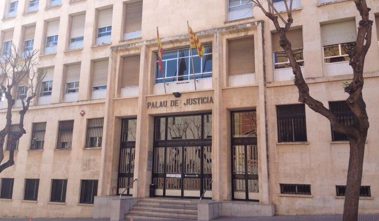 Façana de l'Audiència Provincial.